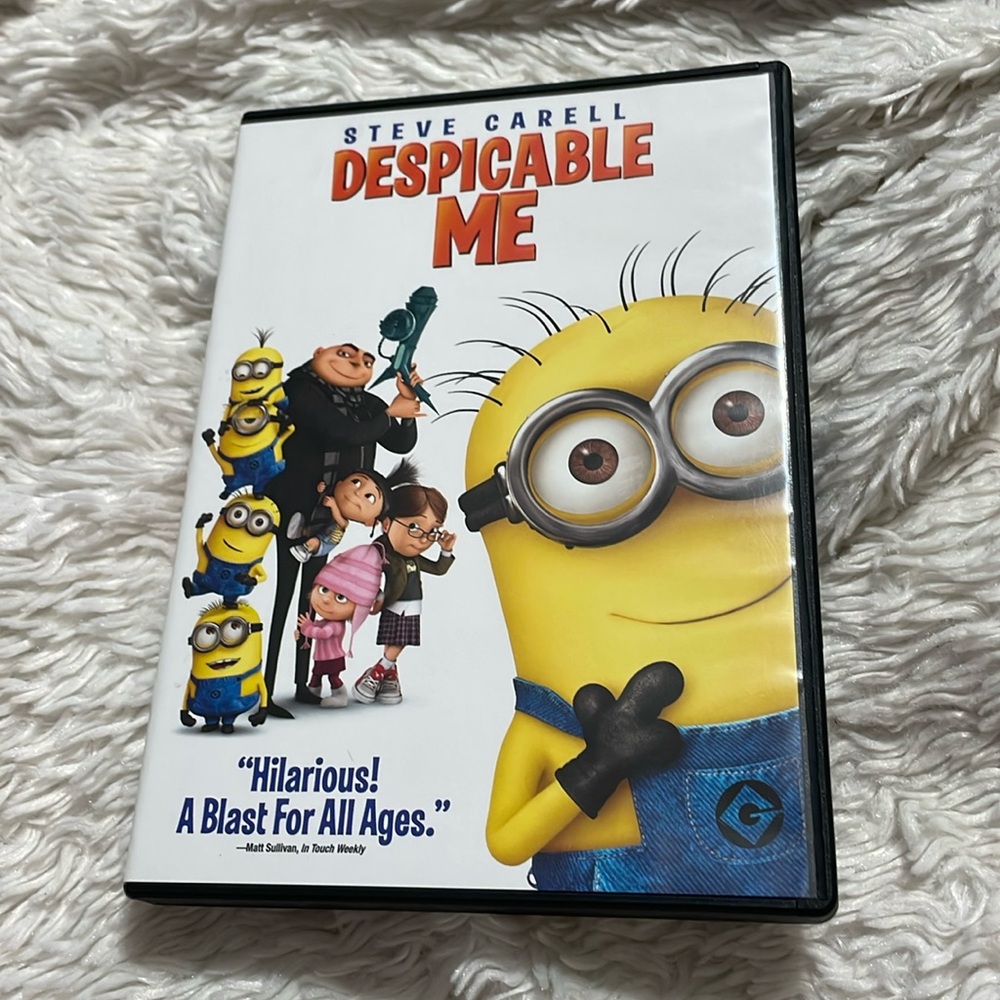 DESPICABLE ME on DVD Steve Carell Movie Hilarious! A Blast for All Ages